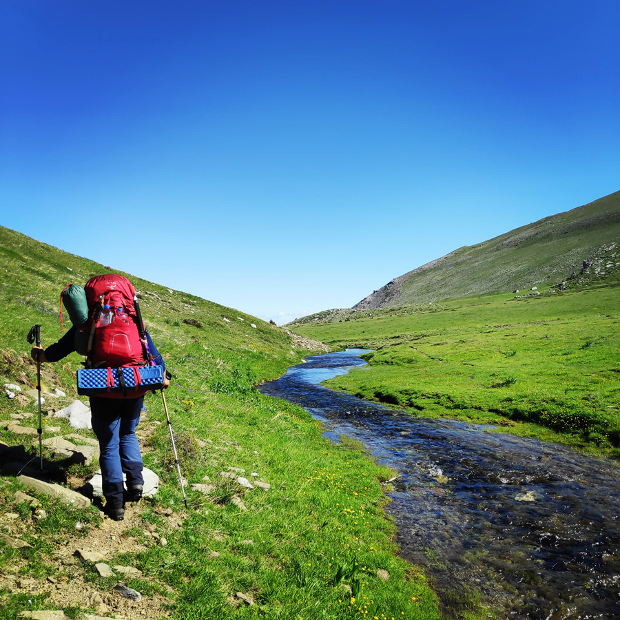 Mount_Tymfi_Pindos_North_Side_Thru-Hike_Part3_Astraka_Refuge_Davalista_Konitsa_121109_468