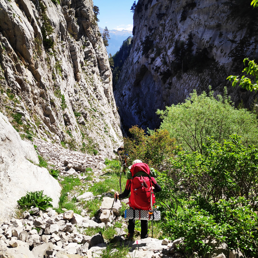 Mount_Tymfi_Pindos_North_Side_Thru-Hike_Part3_Astraka_Refuge_Davalista_Konitsa_121449_390