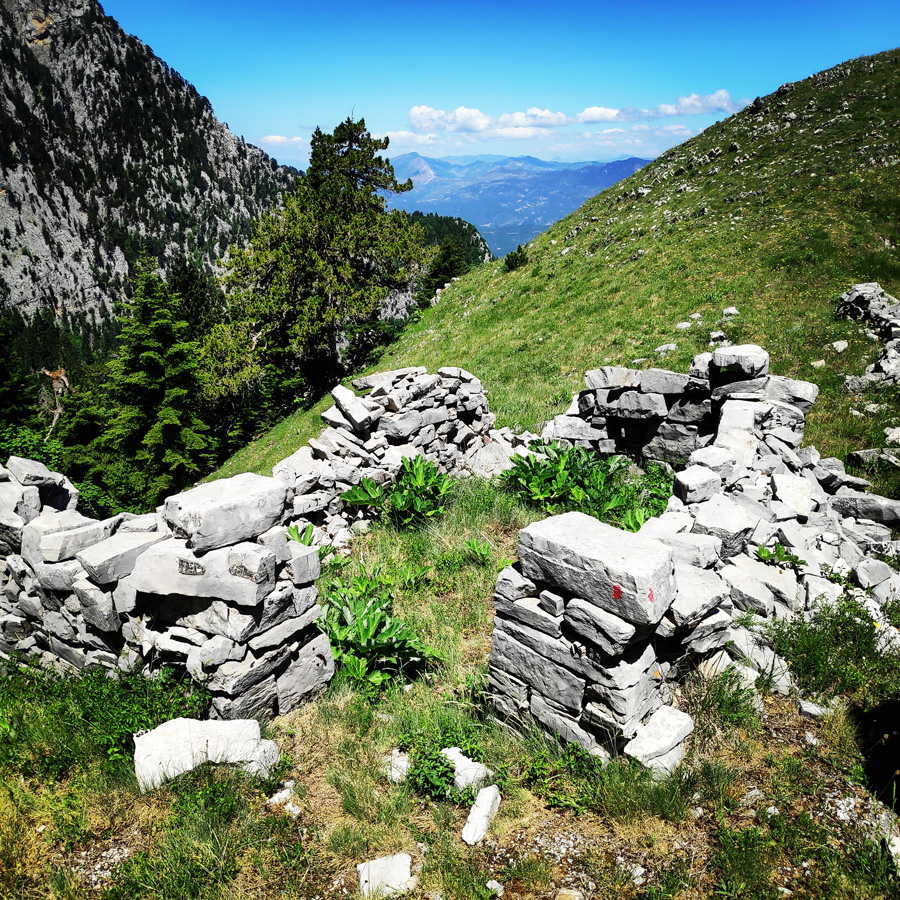 Mount_Tymfi_Pindos_North_Side_Thru-Hike_Part3_Astraka_Refuge_Davalista_Konitsa_121840_602