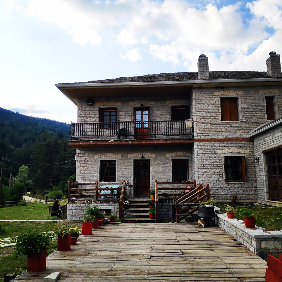 Tymfi_Zagori_Gyftokambos_Sarakatsan_141944_678