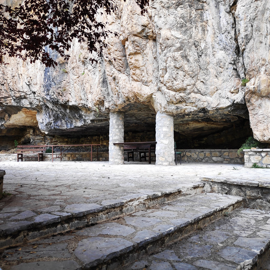 Kouiassa_Pouliana_Kipina_Monastery_185635_077