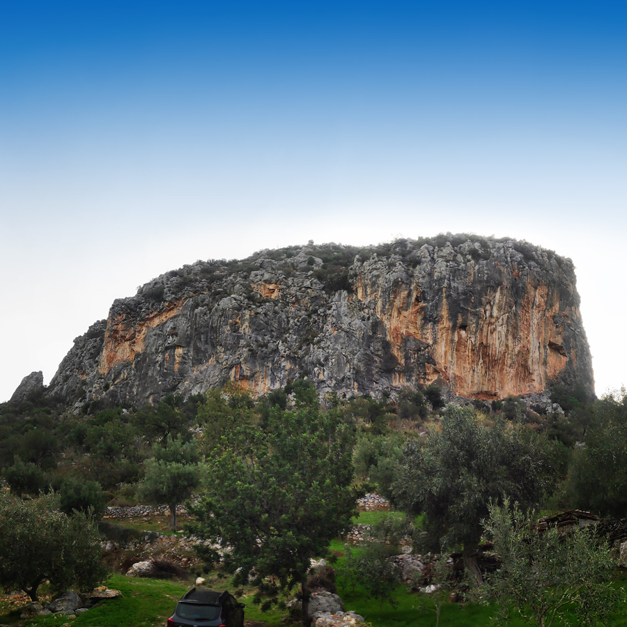 Climbing_Agios_Andreas_Crag_01