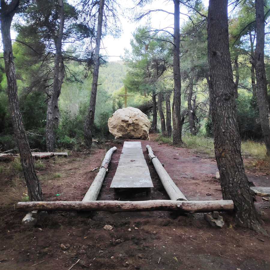 Hiking_West_Parnitha_Moni-Kliston_Panas-Cave_Arma_114644_937