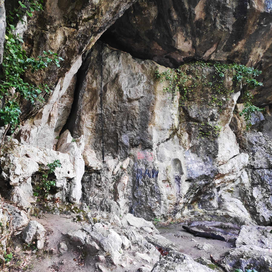 Hiking_West_Parnitha_Moni-Kliston_Panas-Cave_Arma_121900_369