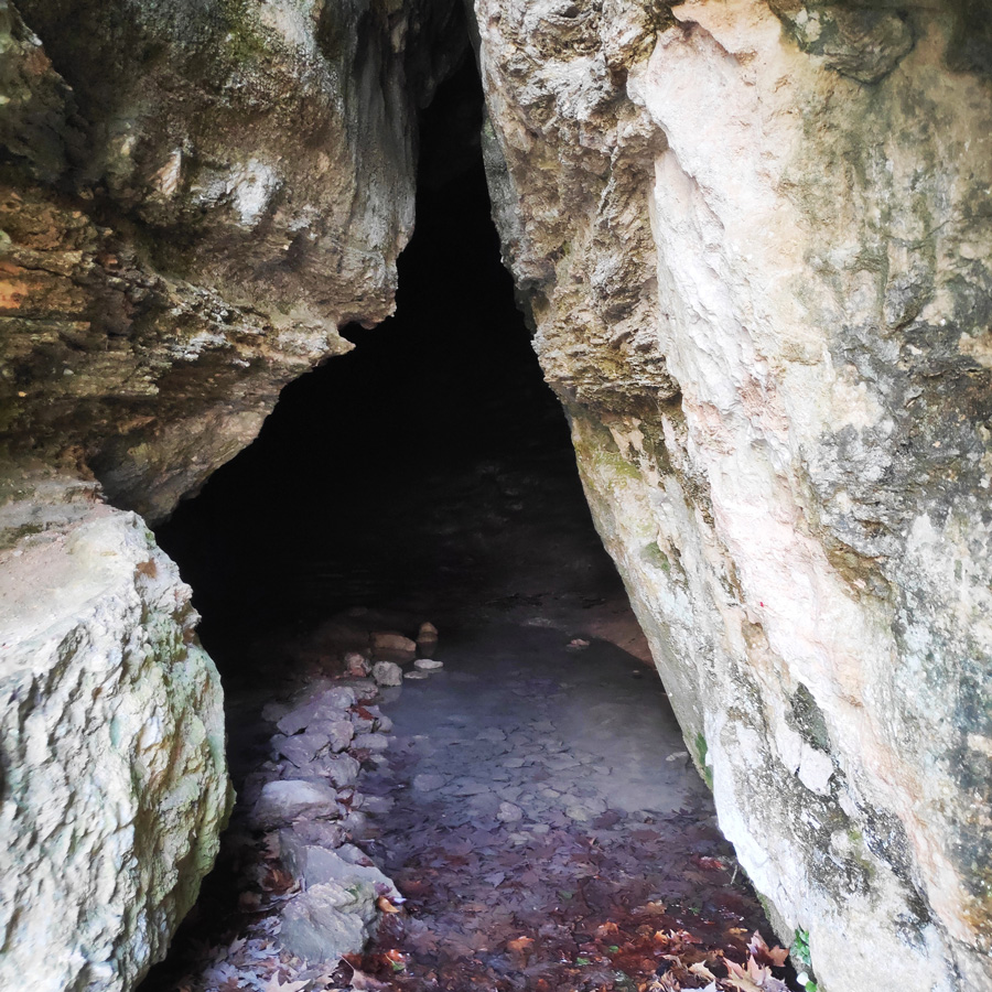 Hiking_West_Parnitha_Moni-Kliston_Panas-Cave_Arma_121924_590