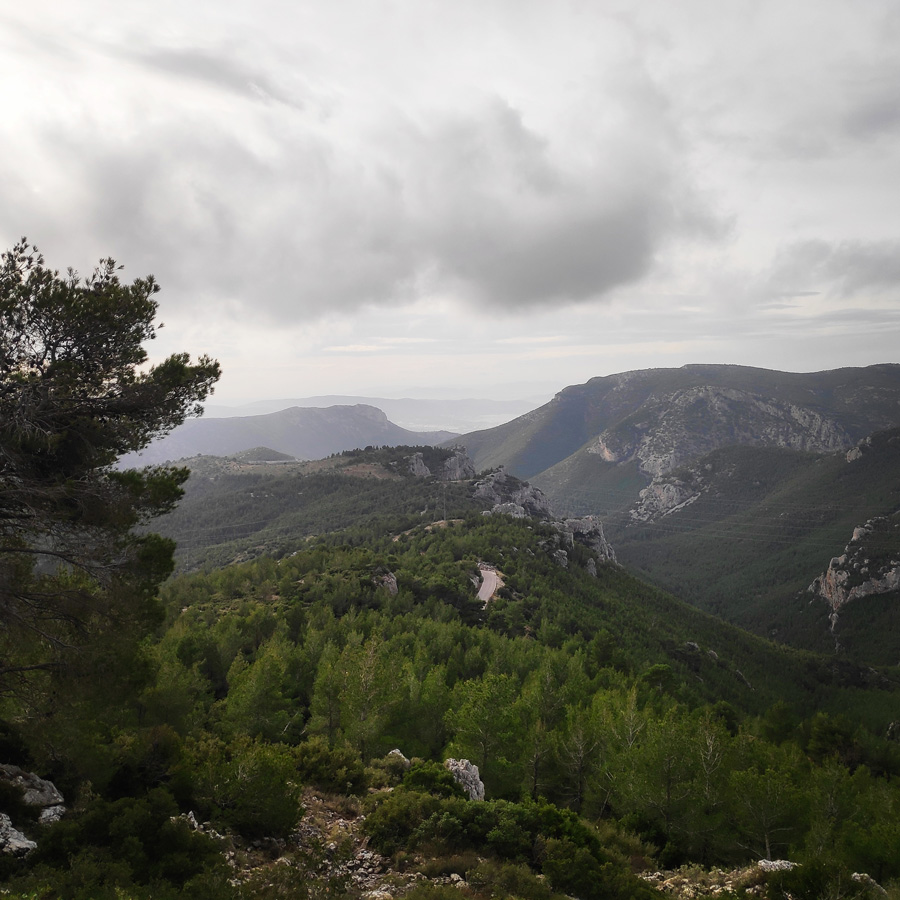 Hiking_West_Parnitha_Moni-Kliston_Panas-Cave_Arma_123006_602