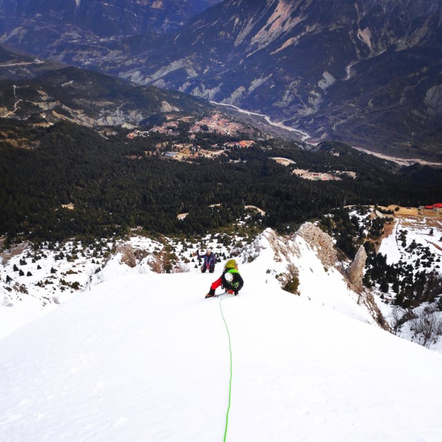 Winter_Mountaineering_Tzoumerka_Strogoula_Bear_Couloir_220643_514