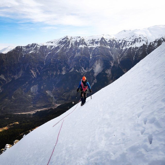 Winter_Mountaineering_Tzoumerka_Strogoula_Bear_Couloir_220903_998