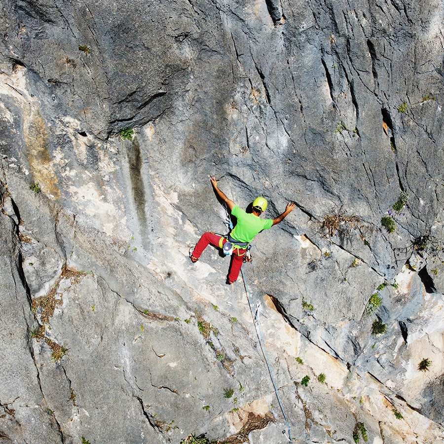 Climbing_Petrogerakas_Crag_Katafyki_Ermioni_Drone_05