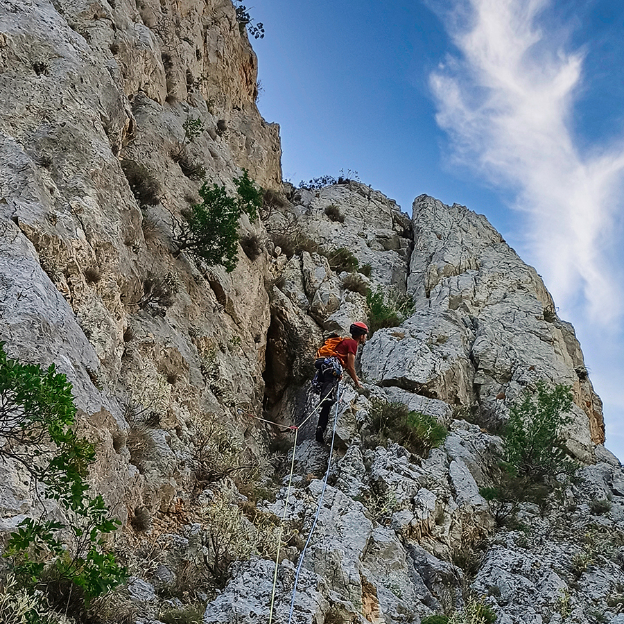 Fantastic_4_Kantili_Trad_Climbing_p_02
