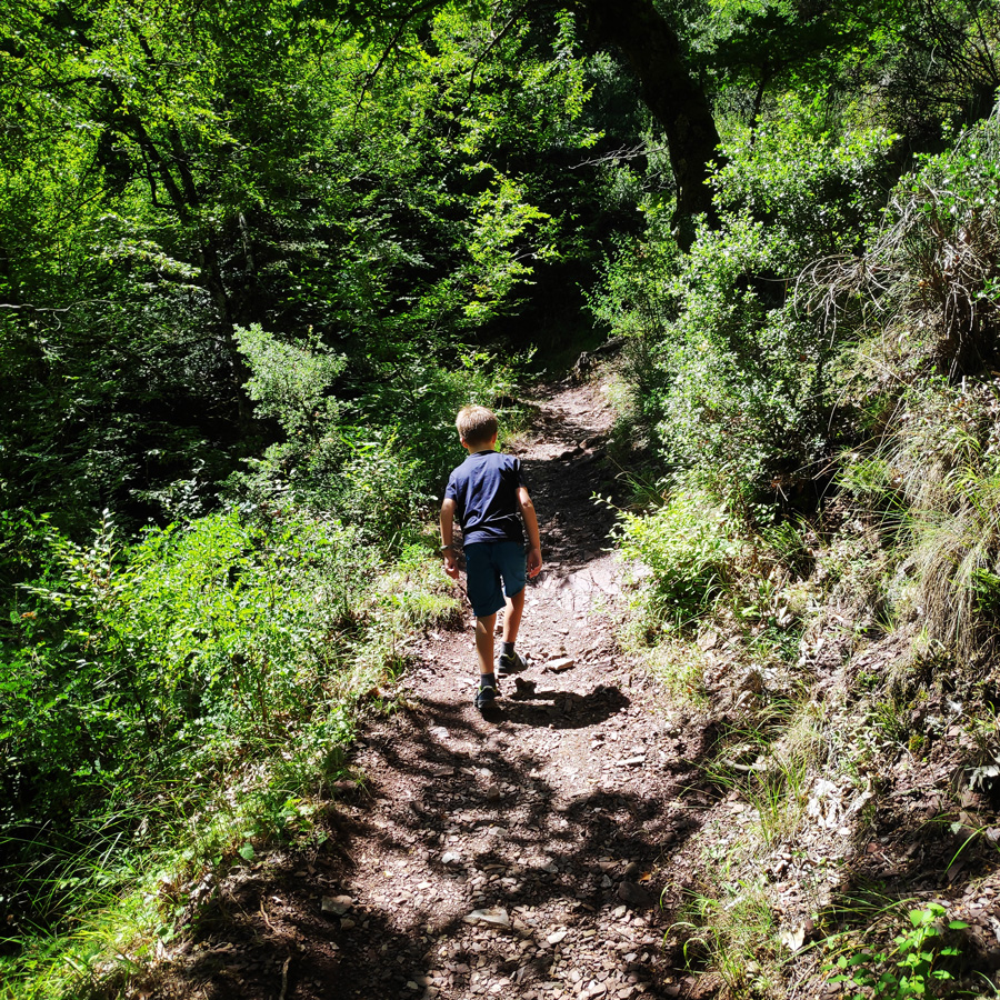 Hiking_Black_Cave_Evrytania_091936_052