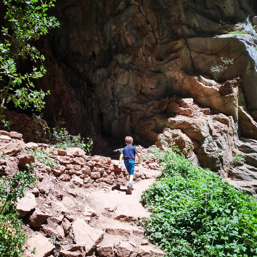 Hiking_Black_Cave_Evrytania_092424_607