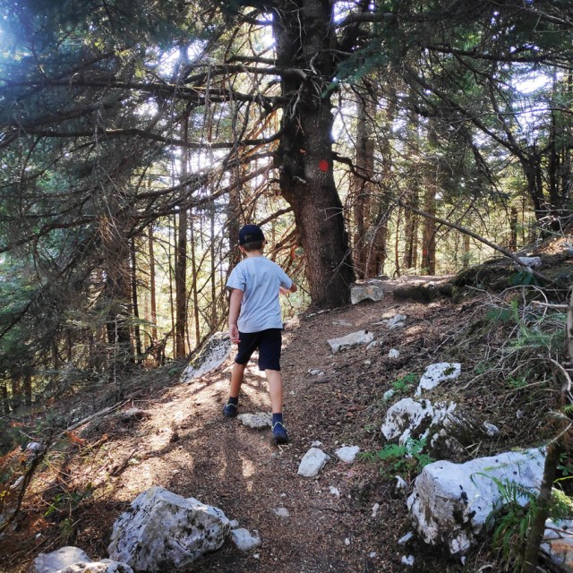 Hiking_Tzoumerka_Athamanika_Pramanta_Refuge_Kefalobriso_Waterfall_Melisourgi_Refuge_114627_668
