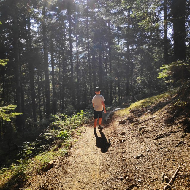 Hiking_Tzoumerka_Athamanika_Pramanta_Refuge_Kefalobriso_Waterfall_Melisourgi_Refuge_114702_707