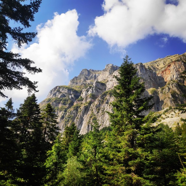 Hiking_Tzoumerka_Athamanika_Pramanta_Refuge_Kefalobriso_Waterfall_Melisourgi_Refuge_114851_584