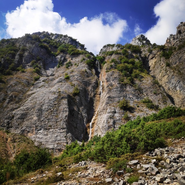 Hiking_Tzoumerka_Athamanika_Pramanta_Refuge_Kefalobriso_Waterfall_Melisourgi_Refuge_115102_011
