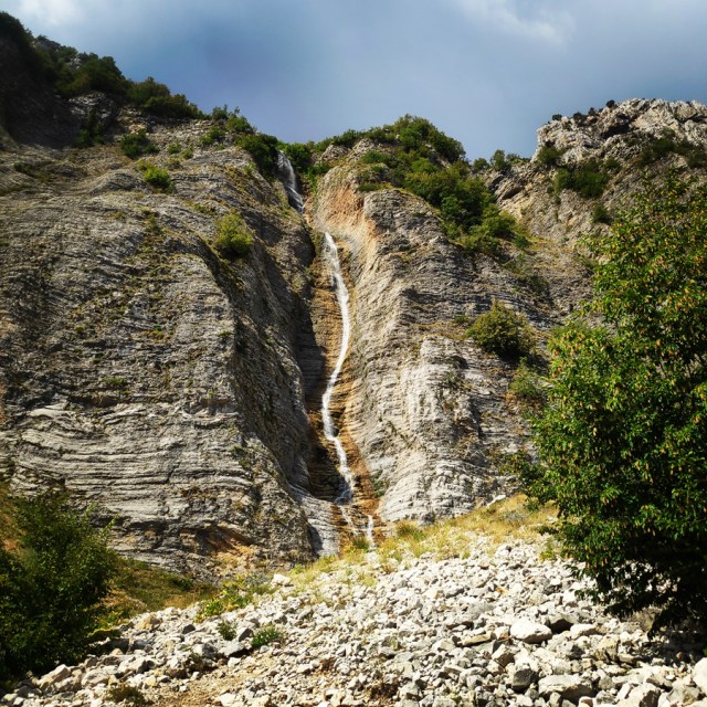 Hiking_Tzoumerka_Athamanika_Pramanta_Refuge_Kefalobriso_Waterfall_Melisourgi_Refuge_115324_434