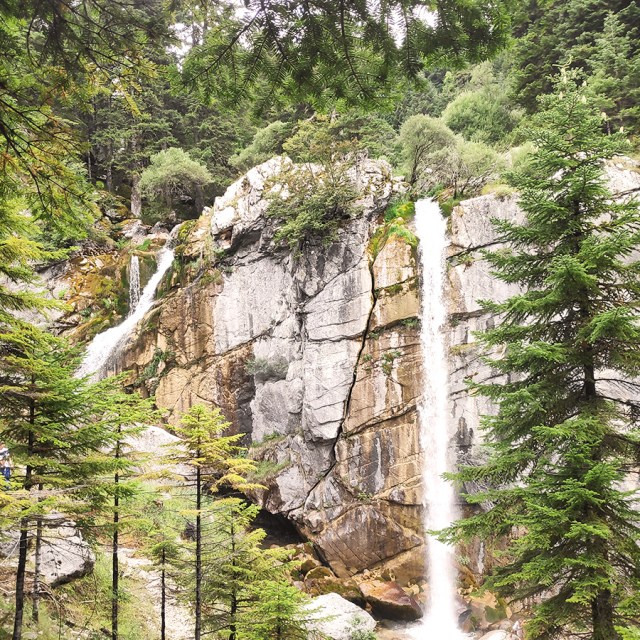 Hiking_Tzoumerka_Souda_Waterfalls_Theodoriana_16