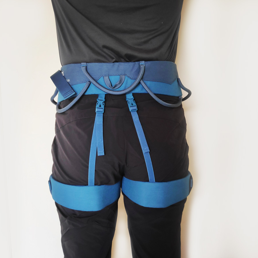 Petzl_Adjama_2021_Harness_Review_Body_03