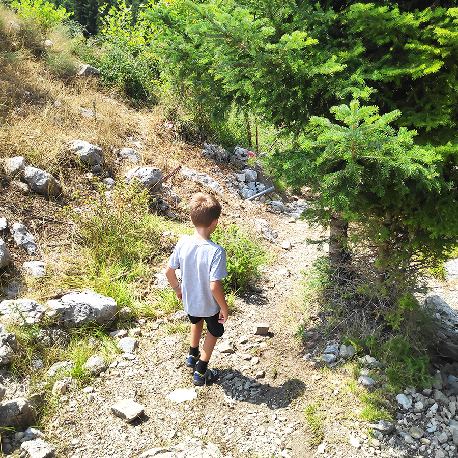 Rema_Marks_Theodoriana_Tzoumerka_Athamanika_Hiking_05