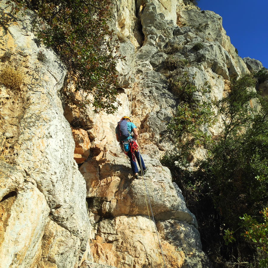 Trad_Climbing_Arma_Parnitha_Skytali_Athens__171405_351
