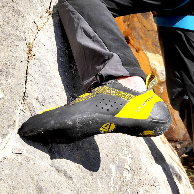 LaSportiva_Kataki_Laces_2022_New_Review_Action_01