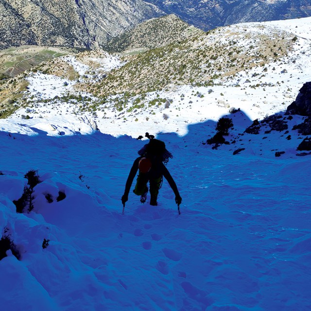 Winter_Mountaineering_Climb_Mountain_Artemiisio_North_West_Couloir_20