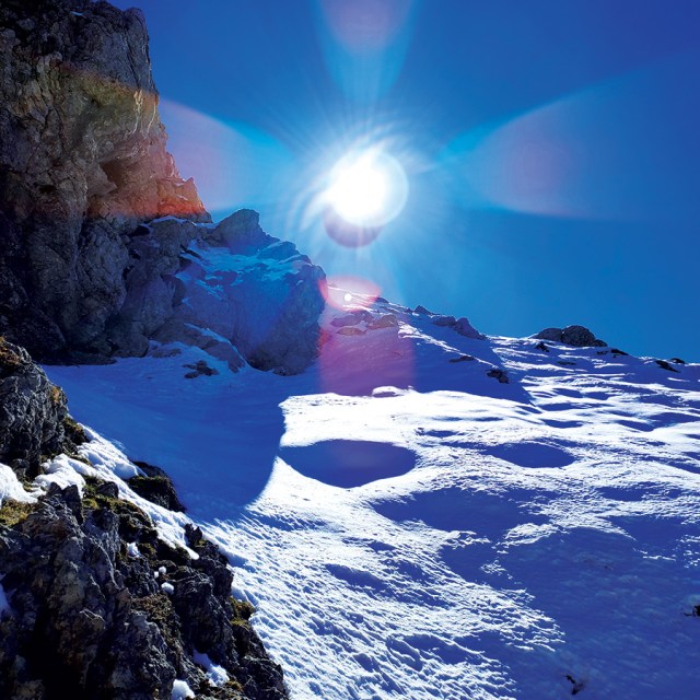 Winter_Mountaineering_Climb_Mountain_Artemiisio_North_West_Couloir_35