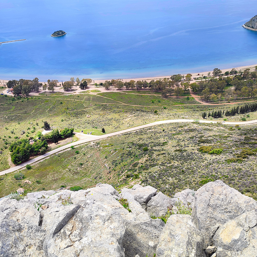 Ek_Tou_Anasfalous_Web_Images_30