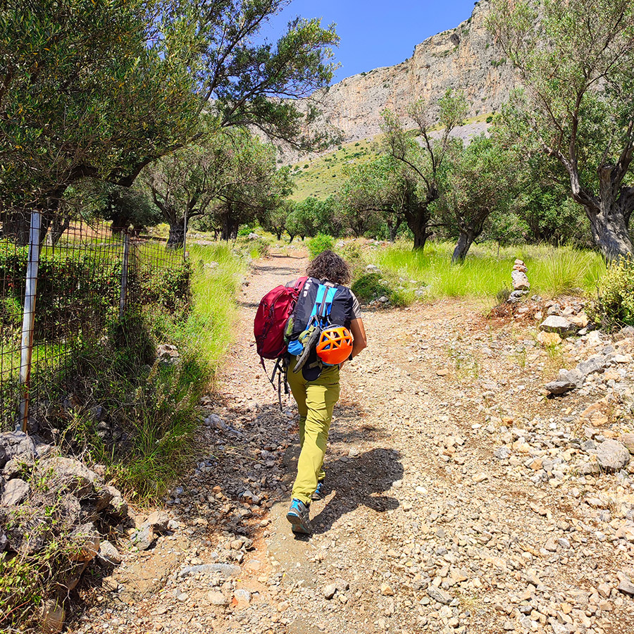 Climbing_Manikia_Vrisi_Evia_Pehnidia_Sector_05