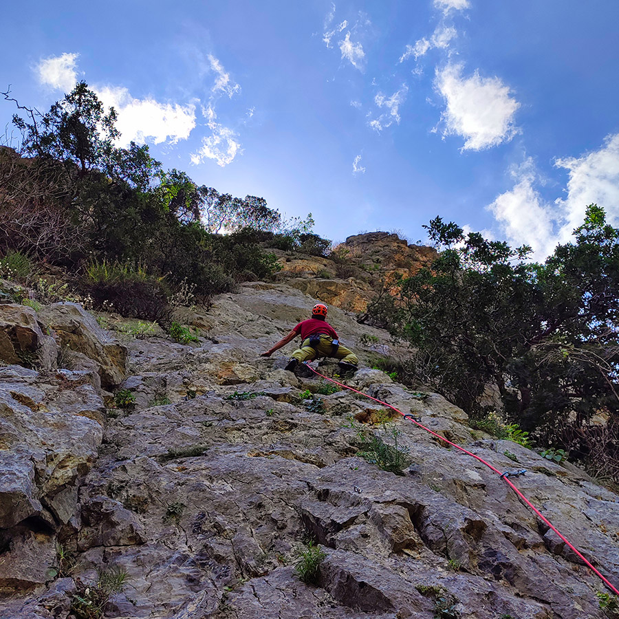 Climbing_Manikia_Vrisi_Evia_Pehnidia_Sector_16