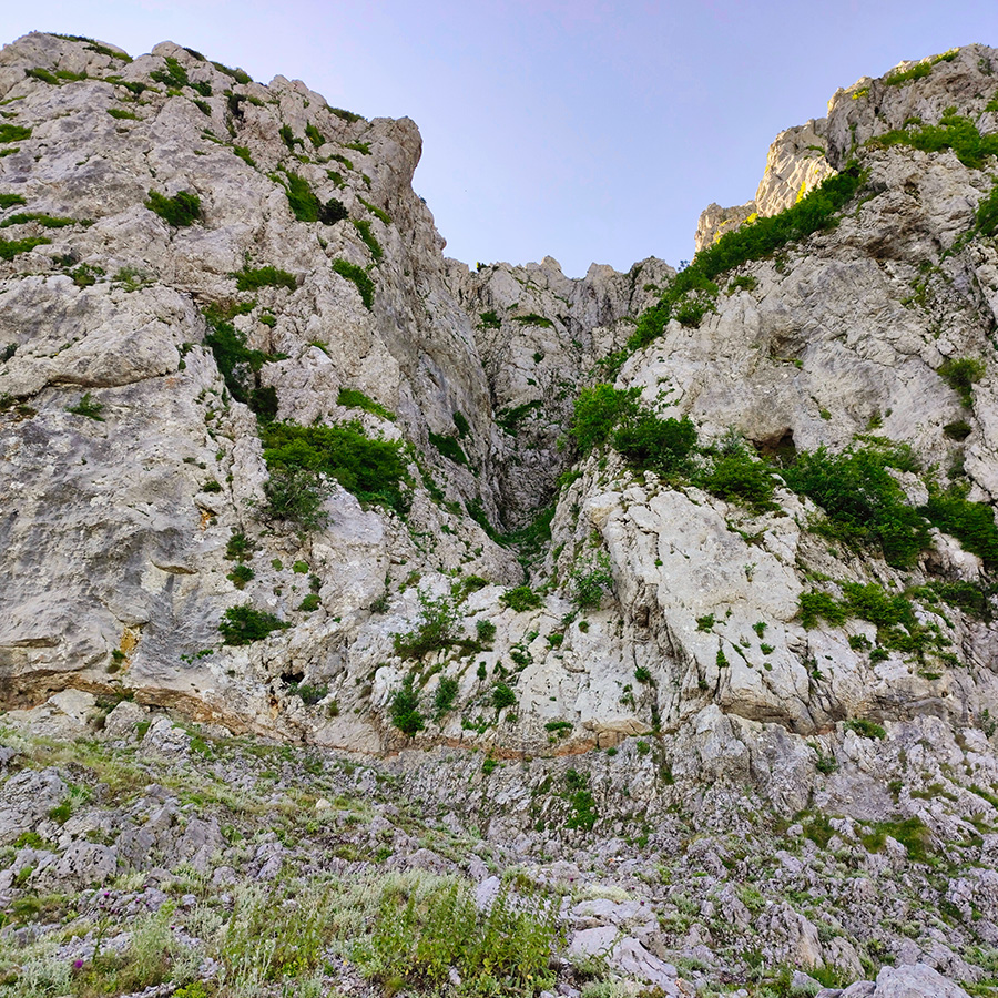 Eternity_and_a_Day_Alpine_Climbing_Mount_Xerovouni_Evia_10