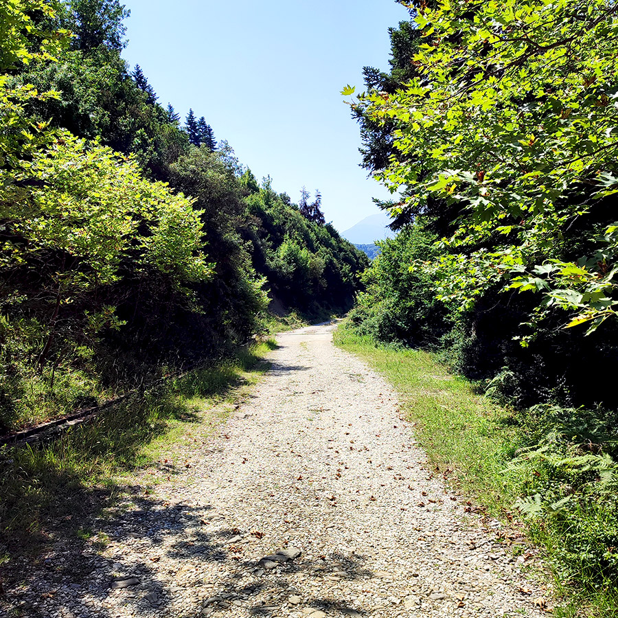 Hiking_Captain's_Bath_Vourgareli_South_Tzoumerka_Athamanika_05