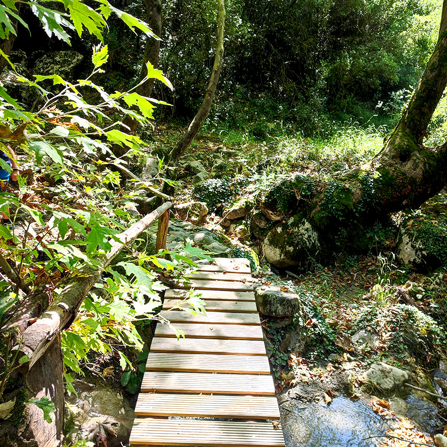 Hiking_Captain's_Bath_Vourgareli_South_Tzoumerka_Athamanika_12