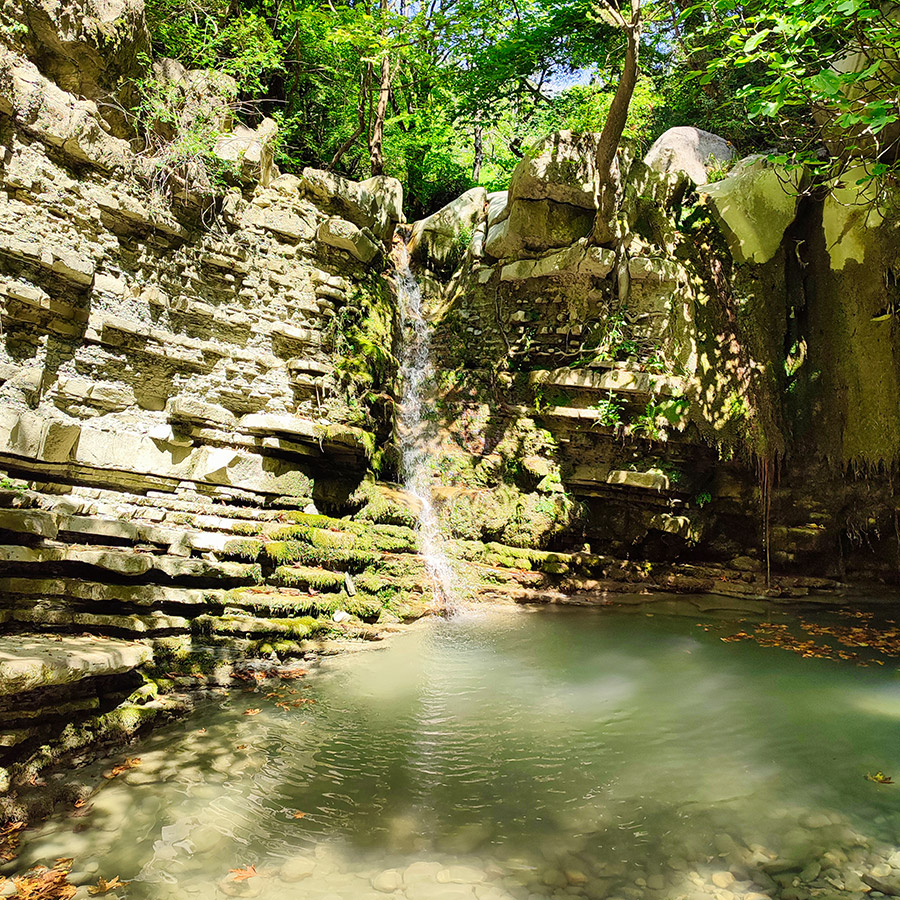 Hiking_Captain's_Bath_Vourgareli_South_Tzoumerka_Athamanika_20