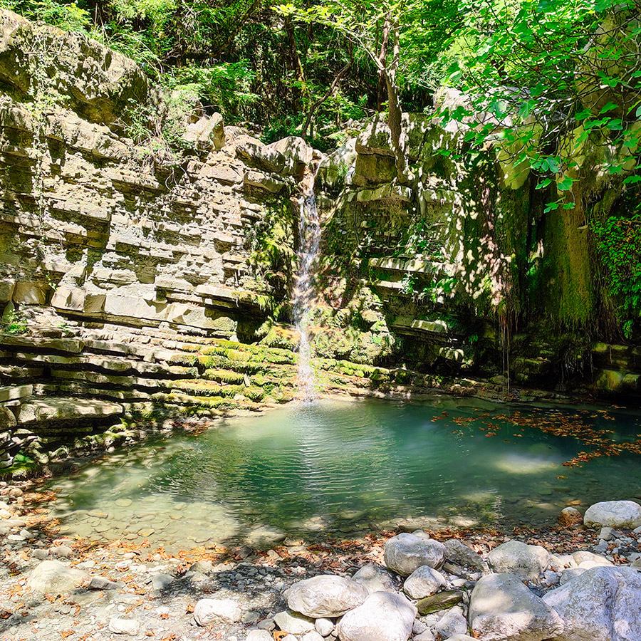 Hiking_Captain's_Bath_Vourgareli_South_Tzoumerka_Athamanika_21
