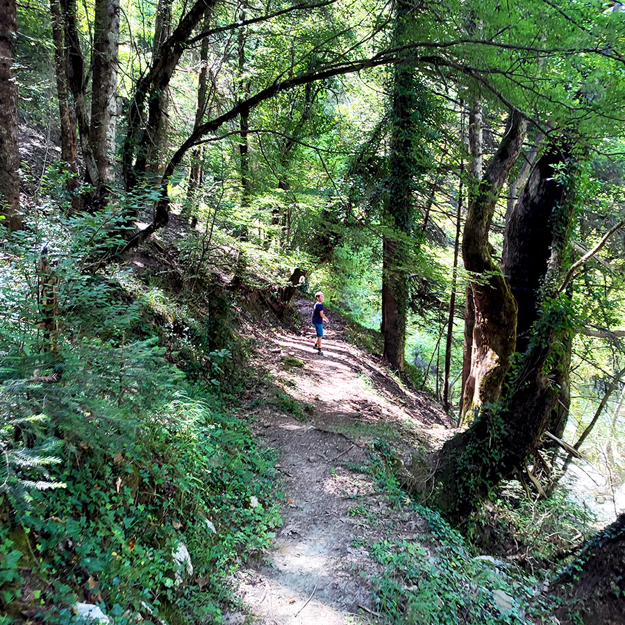 Hiking_Captain's_Bath_Vourgareli_South_Tzoumerka_Athamanika_33