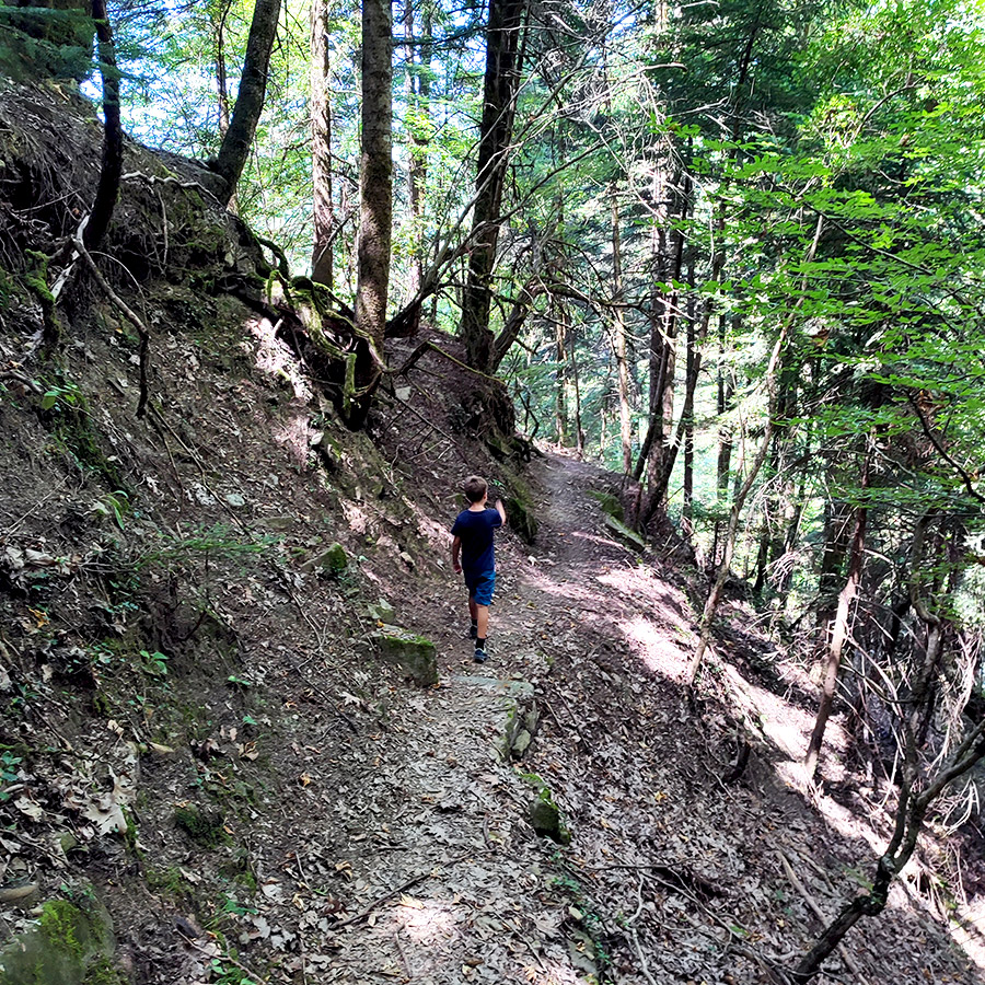 Hiking_Captain's_Bath_Vourgareli_South_Tzoumerka_Athamanika_37