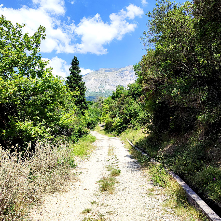 Hiking_Captain's_Bath_Vourgareli_South_Tzoumerka_Athamanika_44