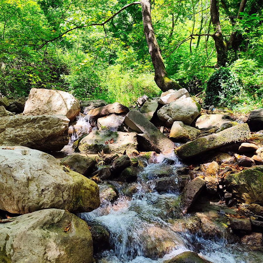 Hiking_Neraidogefyro_Bridge_Vourgareli_Tzoumerka_10