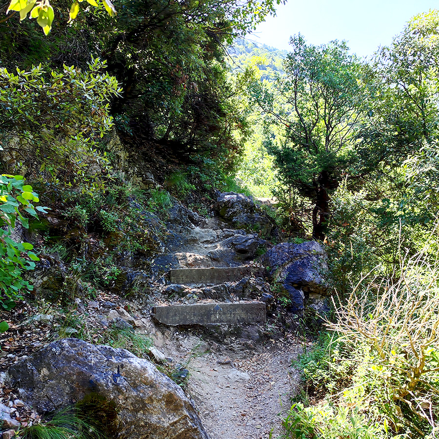 Hiking_Orlias_Stream_red_rock_waterfall_Mount_Olympus_06