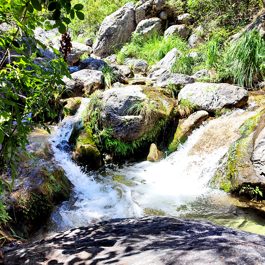 Hiking_Orlias_Stream_red_rock_waterfall_Mount_Olympus_07