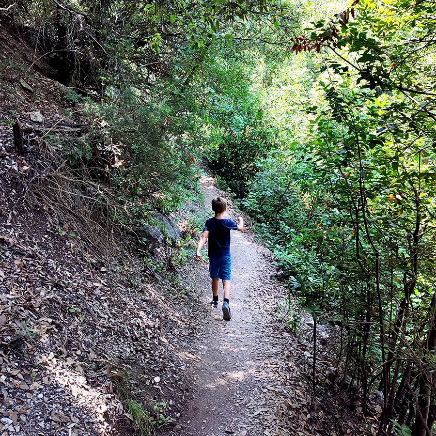 Hiking_Orlias_Stream_red_rock_waterfall_Mount_Olympus_08