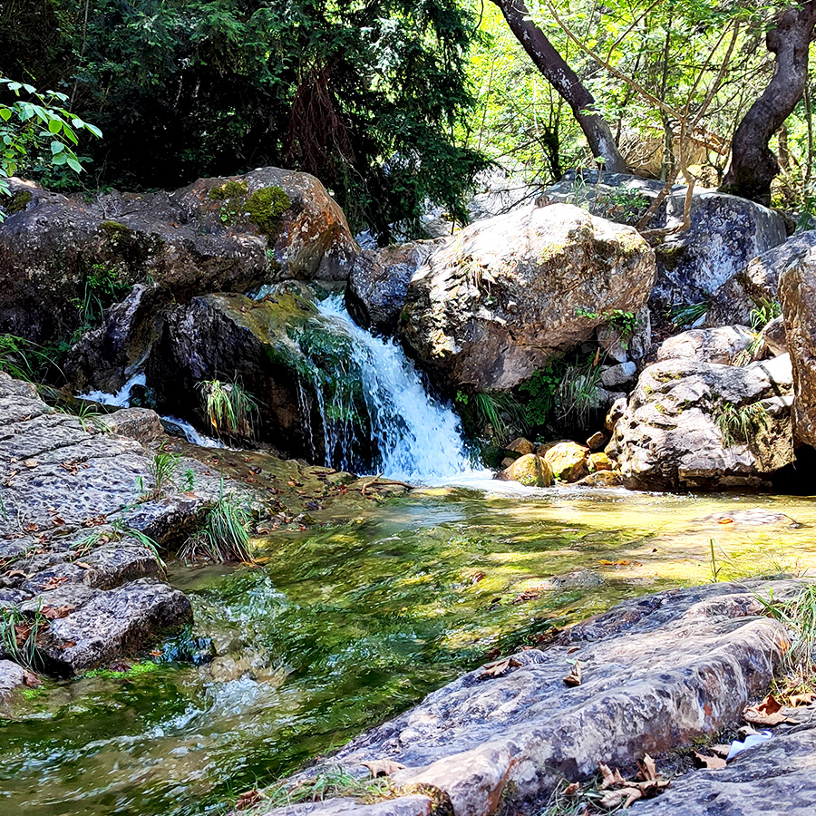 Hiking_Orlias_Stream_red_rock_waterfall_Mount_Olympus_21