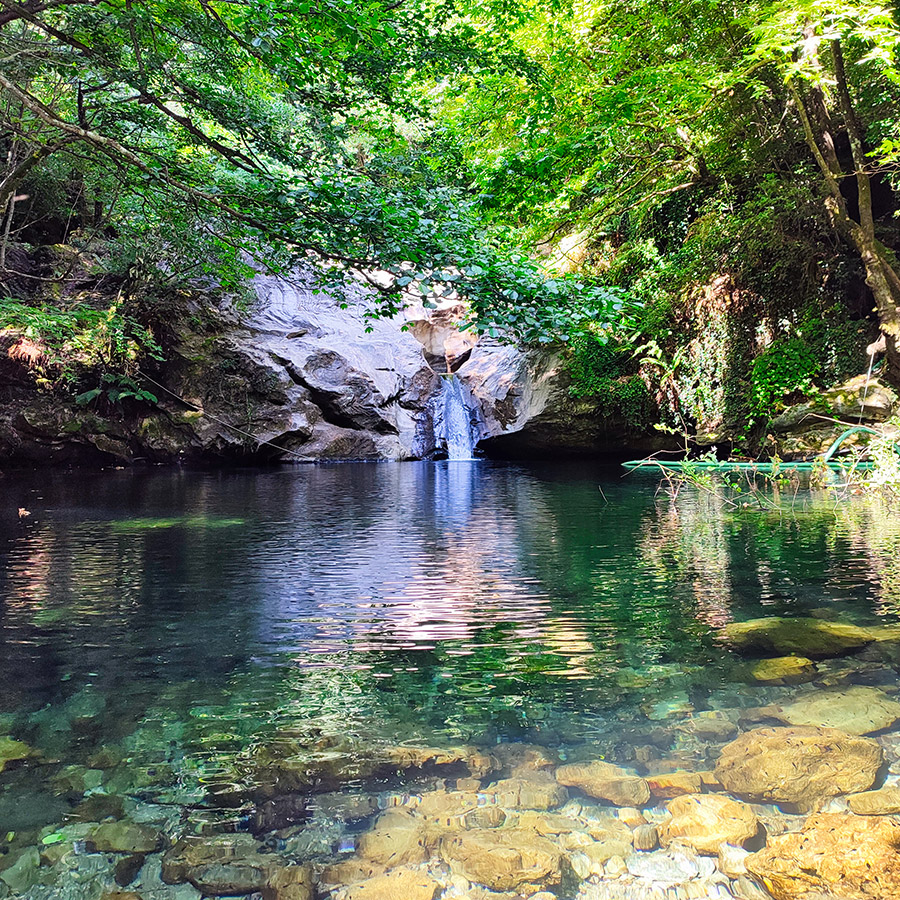 Hiking_Poros_Stream_Waterfall_Makrirachi_Pelion_18