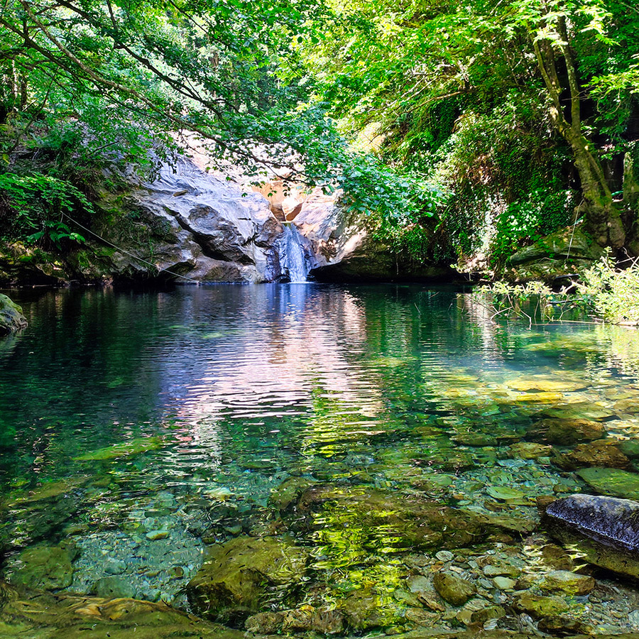 Hiking_Poros_Stream_Waterfall_Makrirachi_Pelion_23