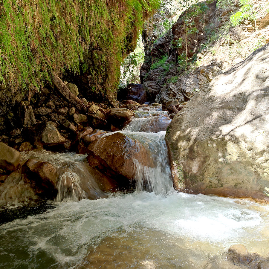 Hiking_Sergoula_Gorge_and_Waterfalls_15