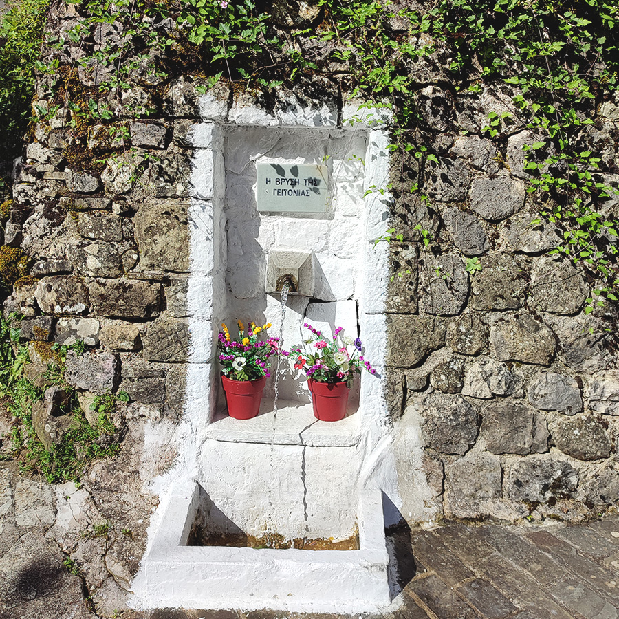 Hiking_Tzoumerka_Athamanika_Melissourgoi_Kryoneri_Waterfall_04