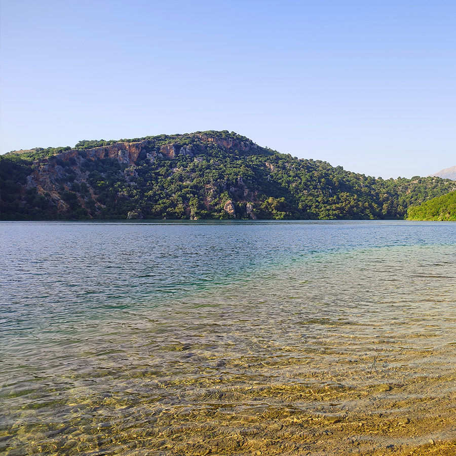 Lake_Ziros_Hiking_Wild_Camping_Filipiada_03