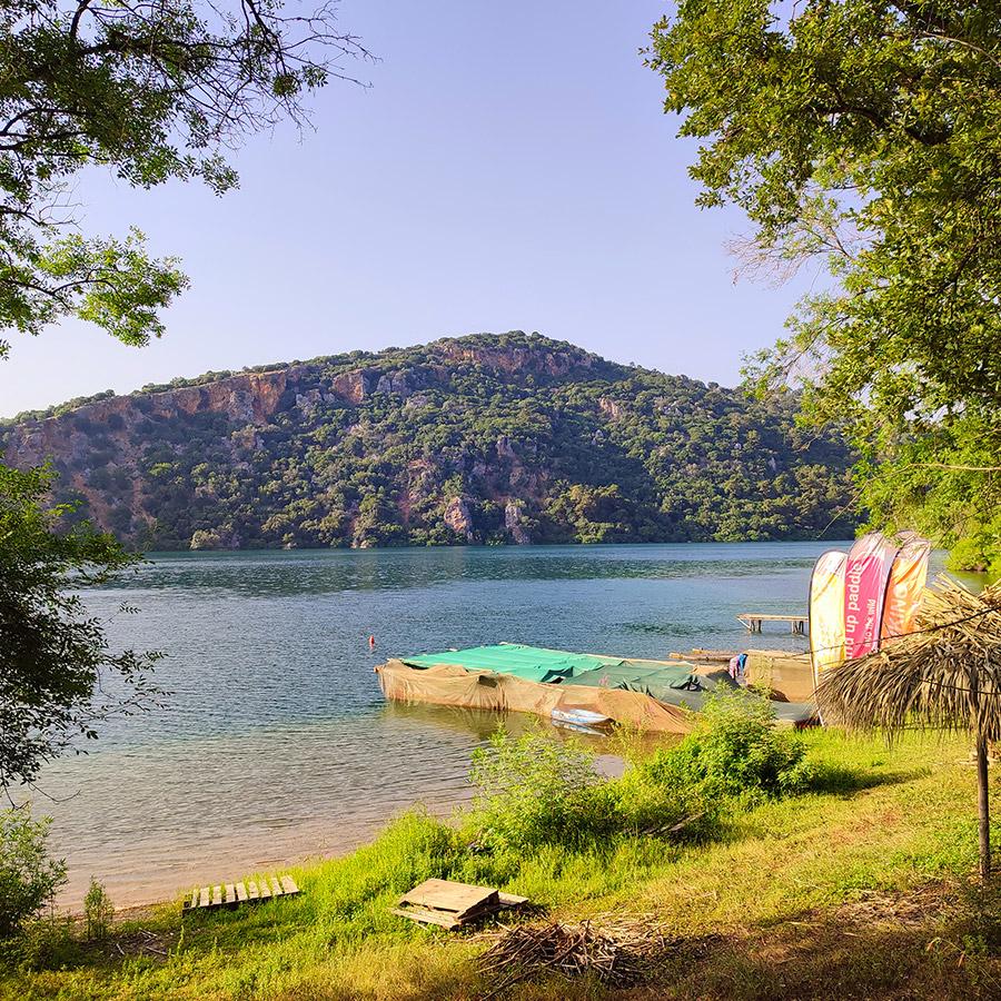 Lake_Ziros_Hiking_Wild_Camping_Filipiada_04